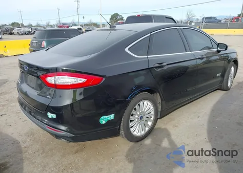 2015 Ford Fusion Energi Se Luxury из США, поврежденный, VIN 3FA6P0PU1FR128146